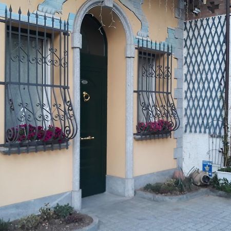 Borromeo Residenze Service S.A.S Peschiera Borromeo Bagian luar foto