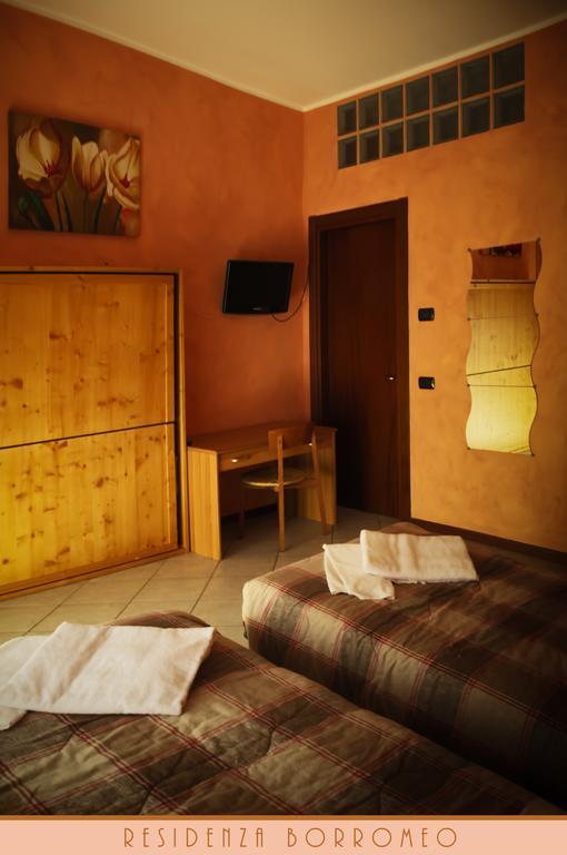 Borromeo Residenze Service S.A.S Peschiera Borromeo Bagian luar foto