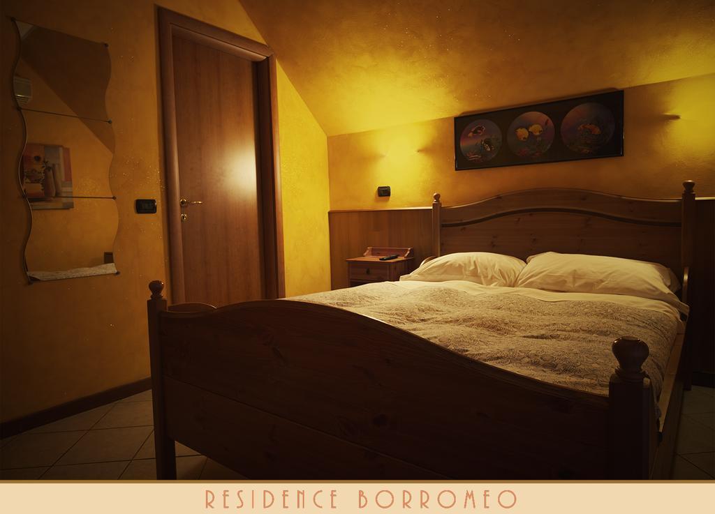 Borromeo Residenze Service S.A.S Peschiera Borromeo Bagian luar foto